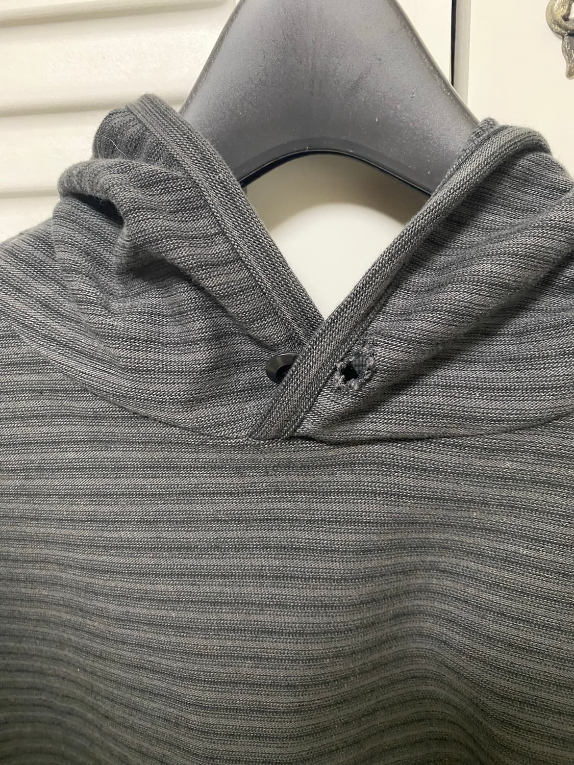 후브스 멀티 스트라이프 후드 롱슬리브 차콜블랙 m 상품이미지4