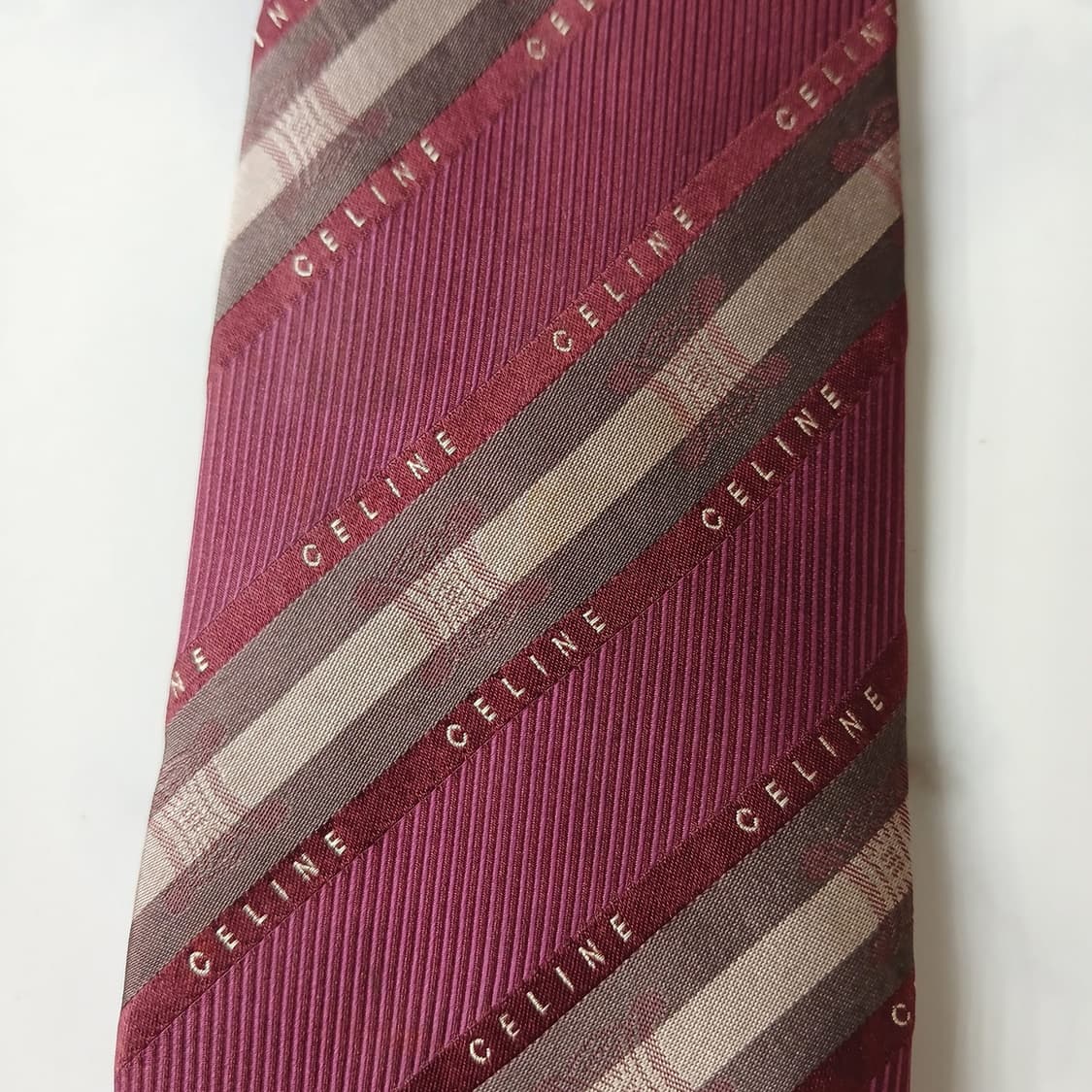 셀린느 실크 스트라이프&트리오페 넥타이 8.7cm B등급 A19138
 상품이미지4