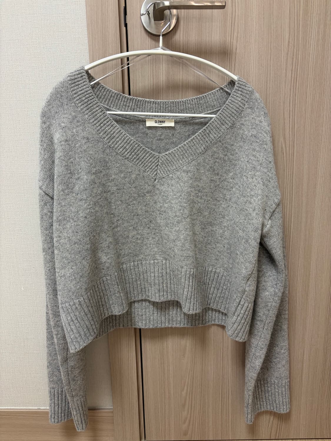글로니 그레이 니트 상품이미지1