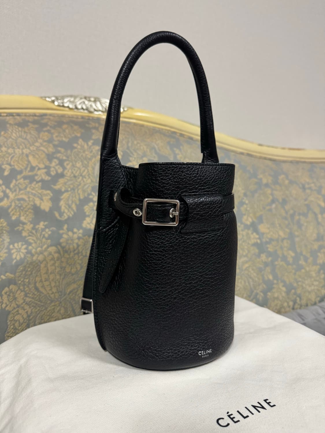 셀린느 나노 빅 버킷백 블랙 상품이미지3