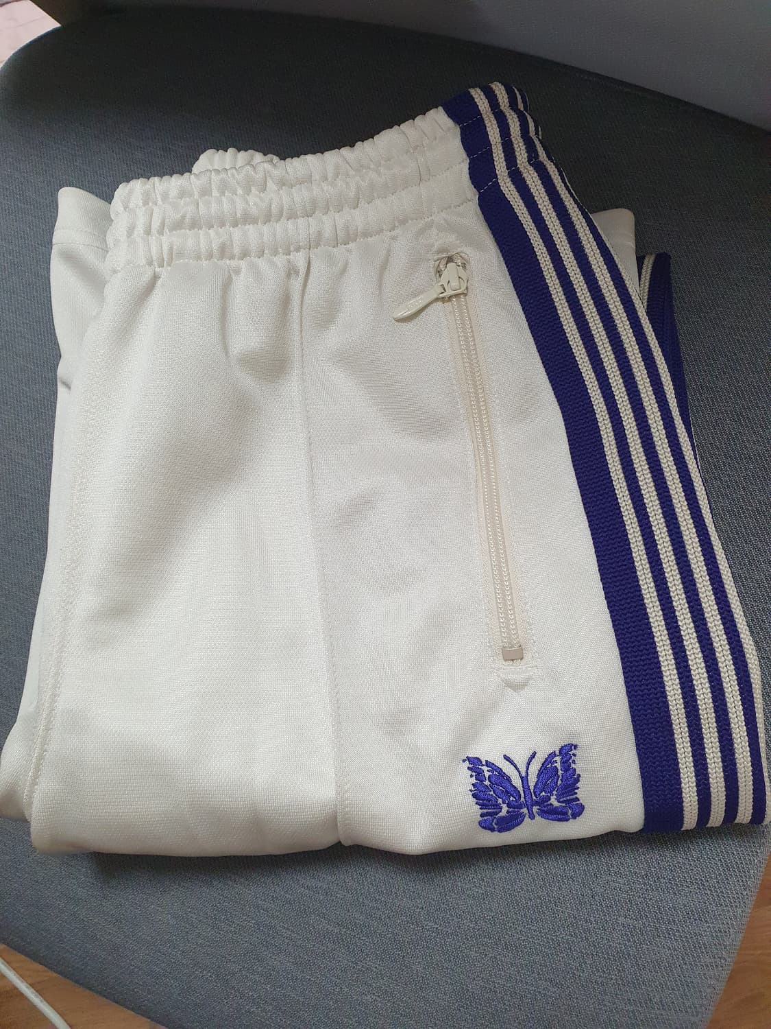 니들스 트랙팬츠 S사이즈 상품이미지1