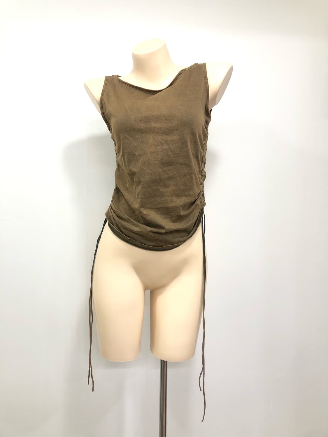 khaki brown side shirring sleeveless 상품이미지2