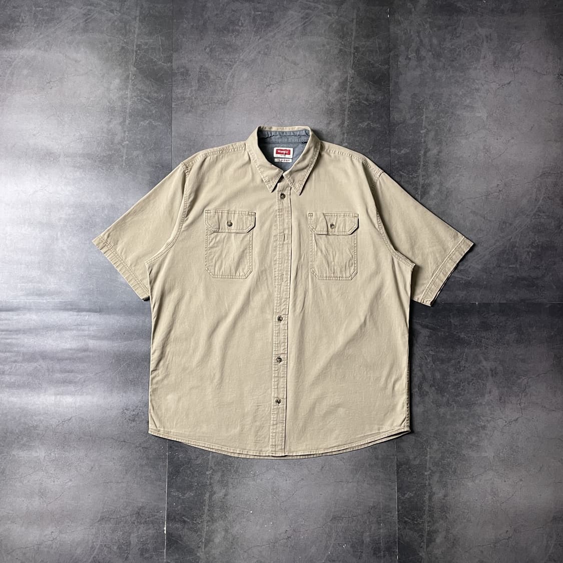 WRANGLER 랭글러 빈티지 베이지 플랩포켓 반팔 셔츠 A00759 상품이미지1