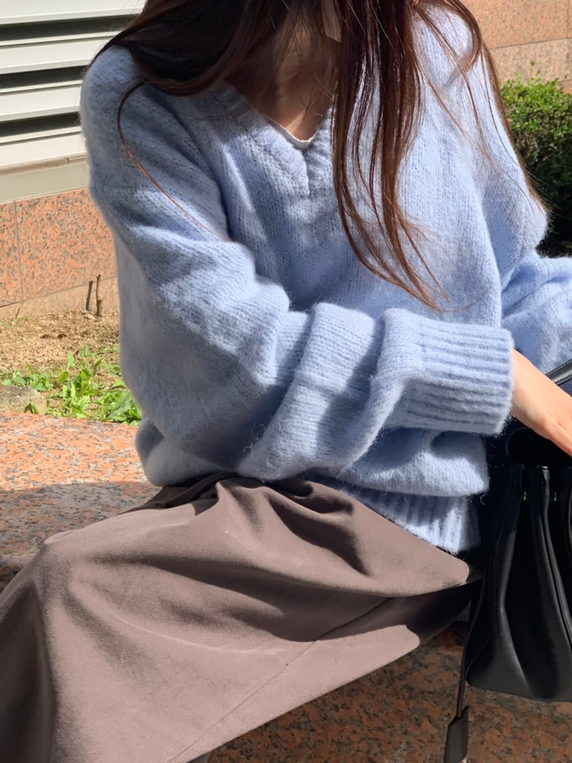 브이넥 니트 스카이블루 상품이미지2