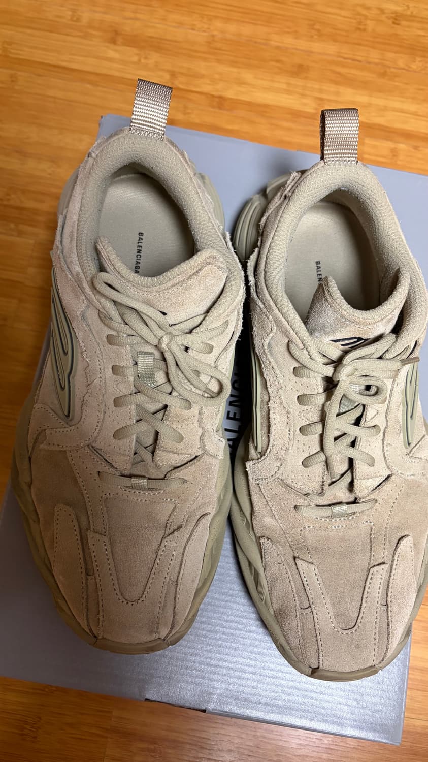 발렌시아가 먼데이 베이지 44사이즈 상품이미지1