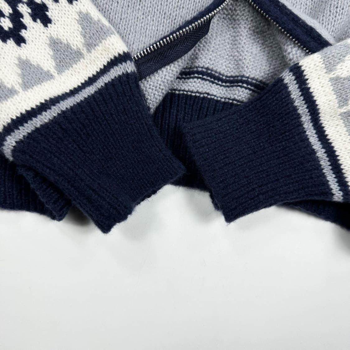 VTG 빈티지 차콜 크롭 니트 집업 (XS 여성추천) 상품이미지4