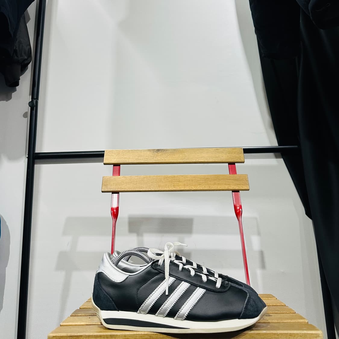 245) 아디다스 운동화 여성 여자 신발 컨트리 OG 블랙 실버 상품이미지1