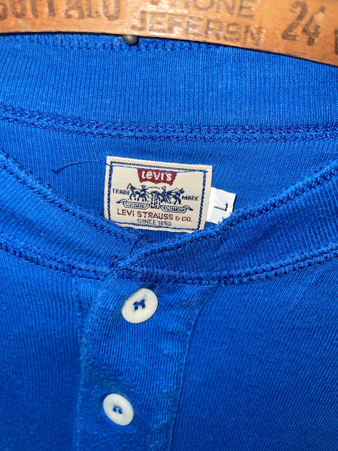 90-00's Vintage Levi’s  Henley T- Shirt 상품이미지2