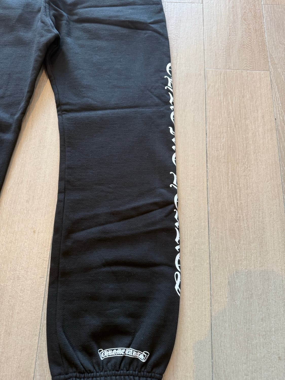 크롬하츠 스크롤 로고 스펠아웃 스웨트팬츠 블랙 L 상품이미지6