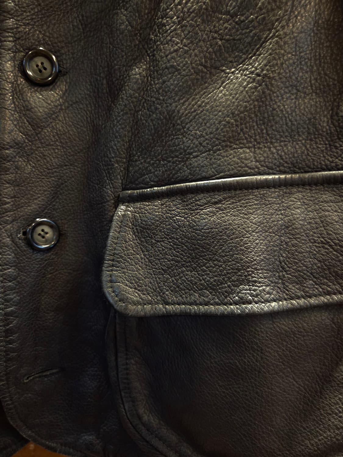 아르마니 카우하이드레더 베스트 상품이미지5