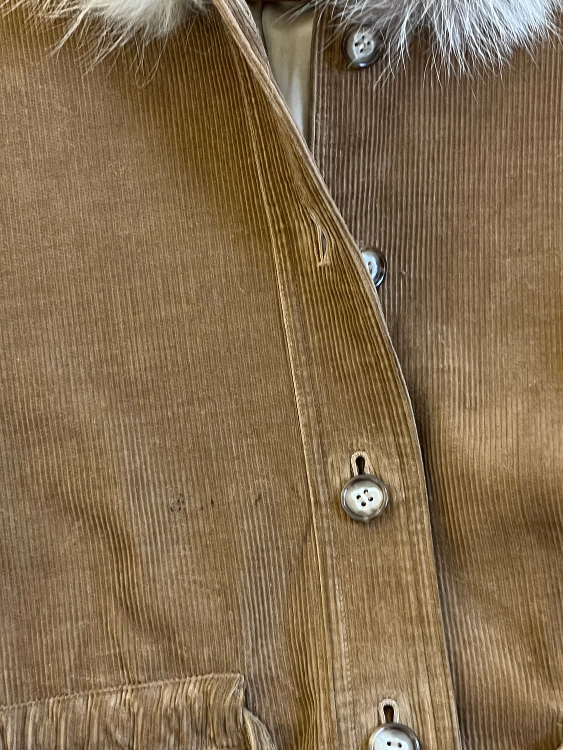 입생로랑 골지 후드퍼 코트 상품이미지9