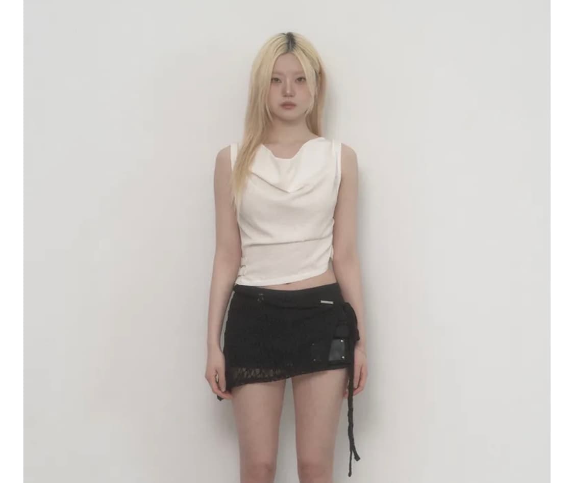 에트오소메 Draped Belt Satin Tank Top (white) 상품이미지4