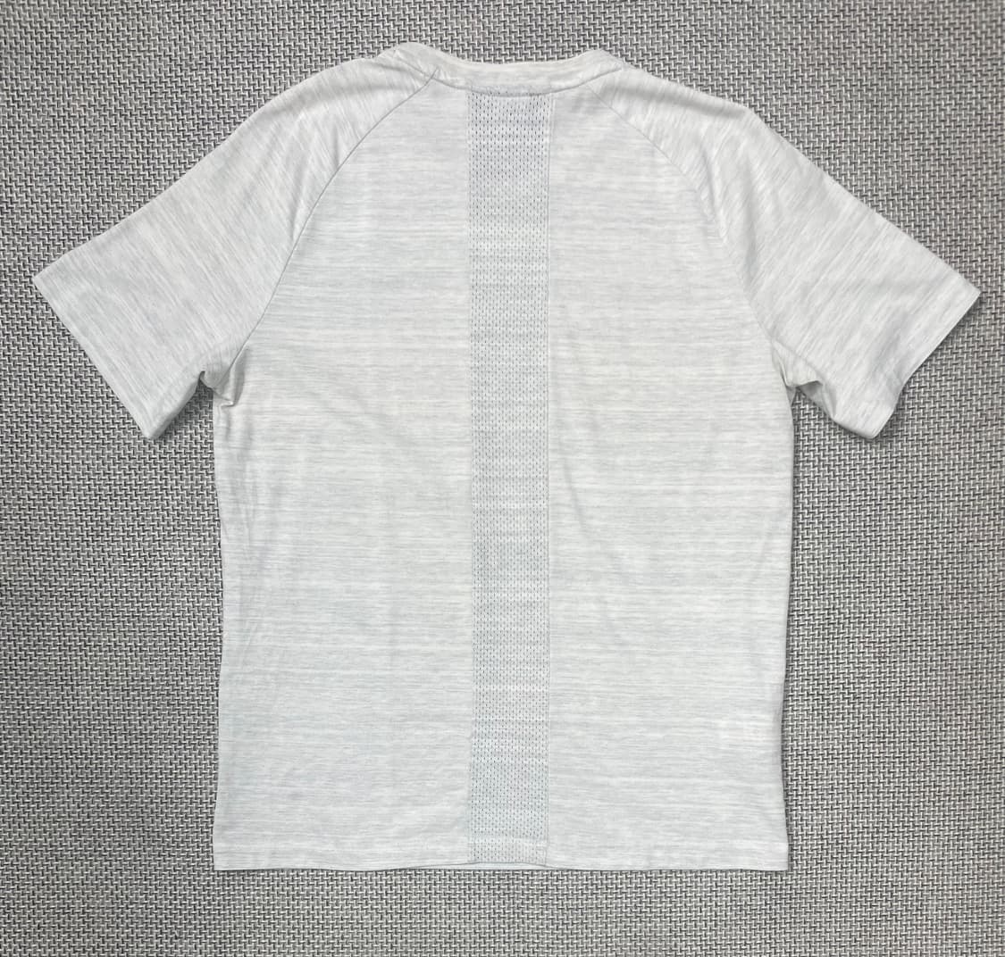 나이키 남성 반팔티 L 상품이미지2