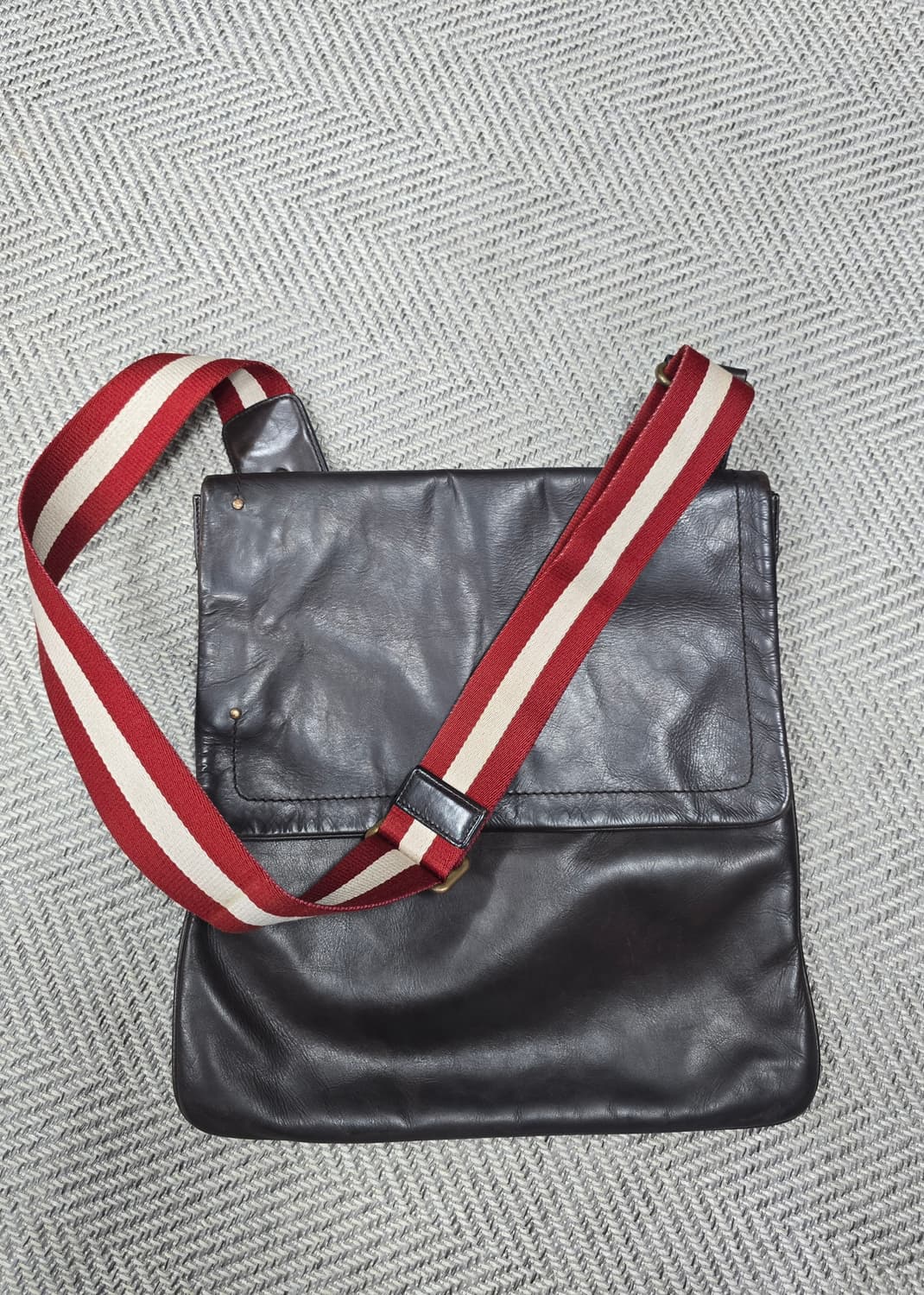 Bally 발리 딥브라운 크로스백  상품이미지1