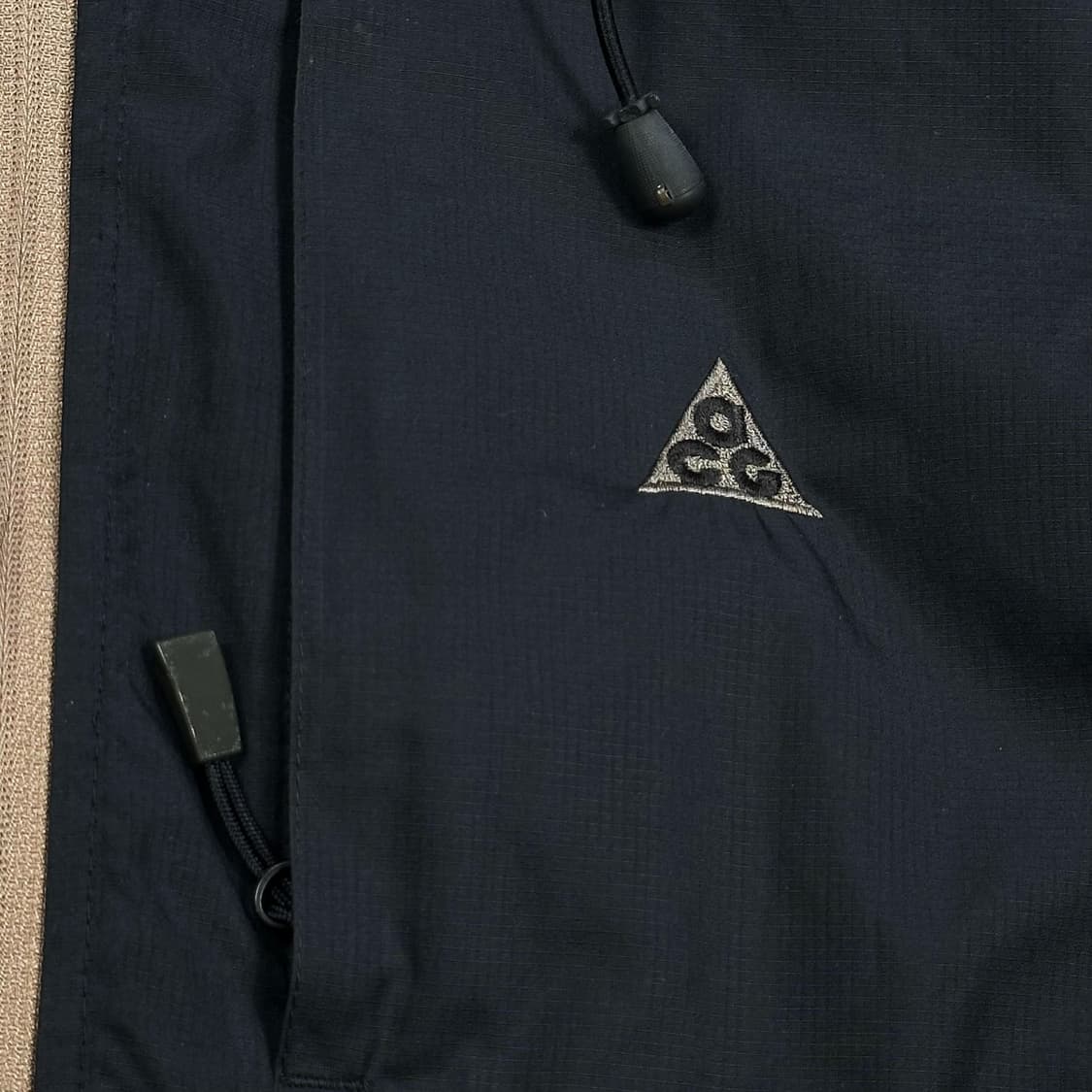 나이키 acg 블랙 풀오버 바람막이 자켓 (L) 상품이미지5