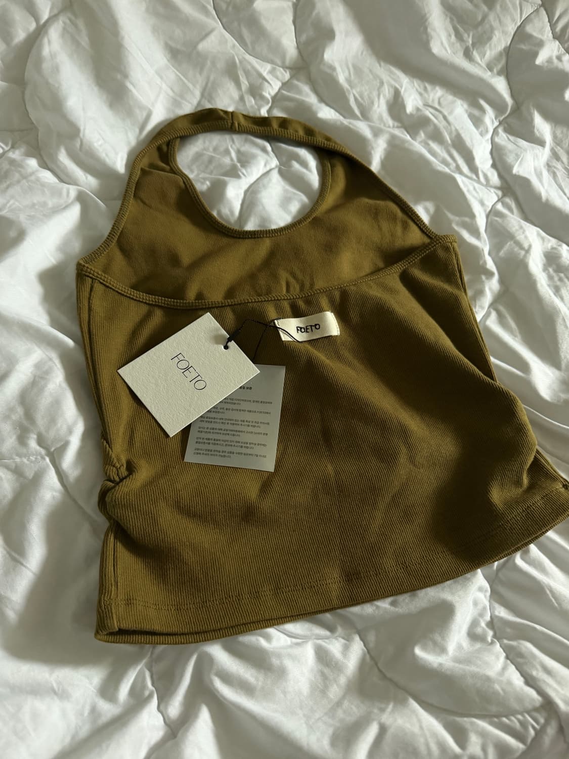 (미착용새상품) foeto 포에토 홀터넥 슬리브리스탑 올리브 상품이미지6