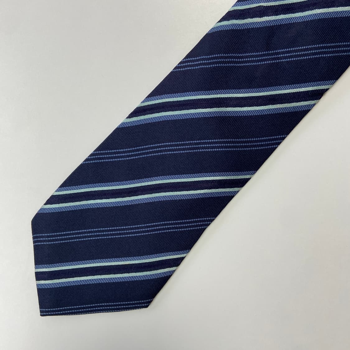 티파니앤코(tiffany&Co) 명품 정품 넥타이 8.7cm 상품이미지5