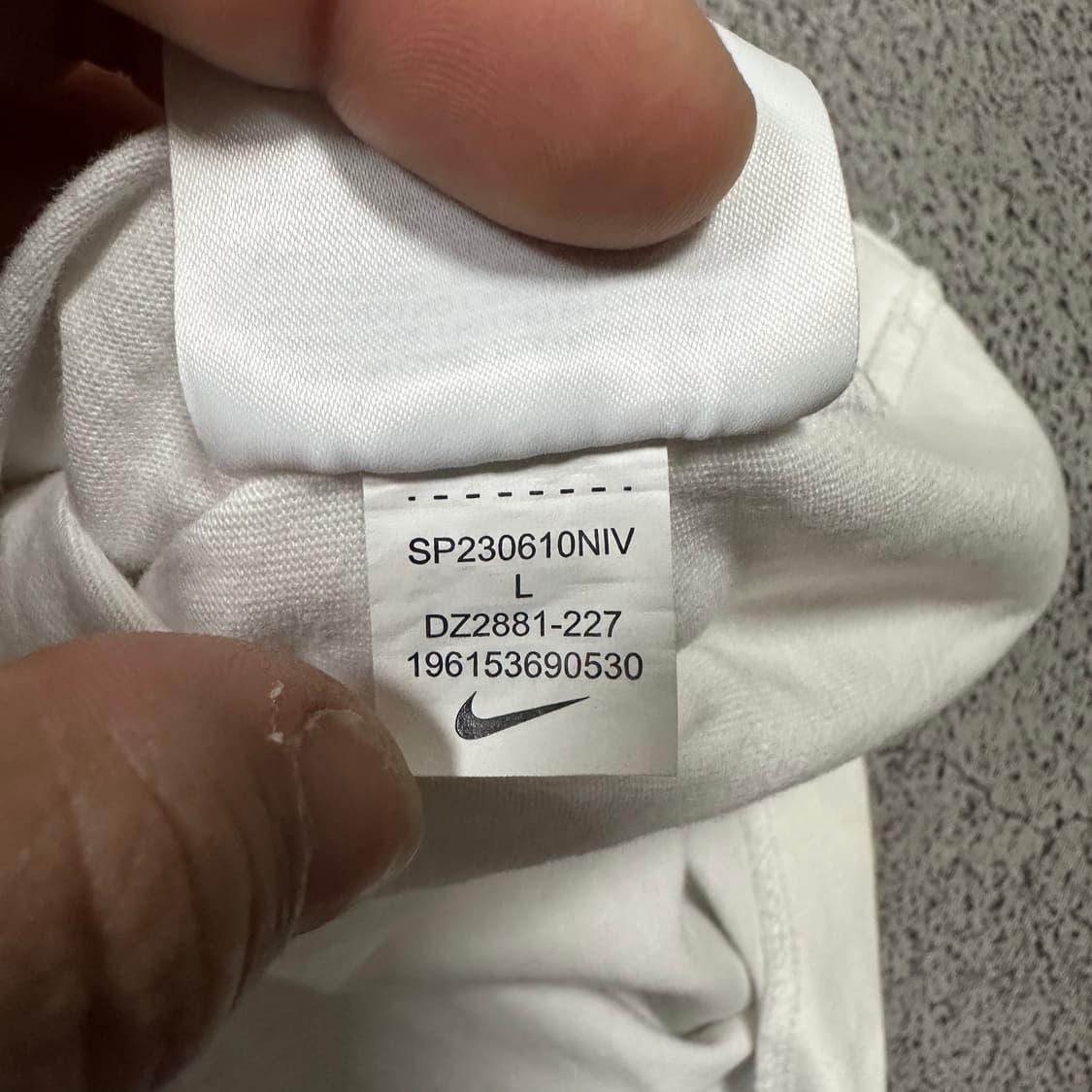✨ (바배) 나이키 NSW 빅스우시 화이트 반팔티  상품이미지4