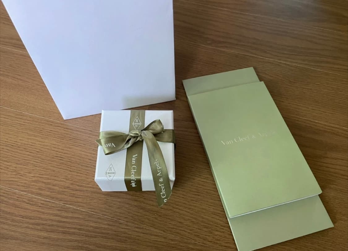 반클리프 아펠 알함브라 빈티지 그레이 목걸이 상품이미지2