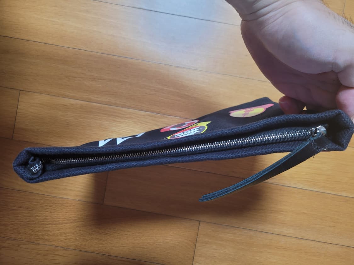 몽클레르 지니어스 시티 패치 파우치 상품이미지3