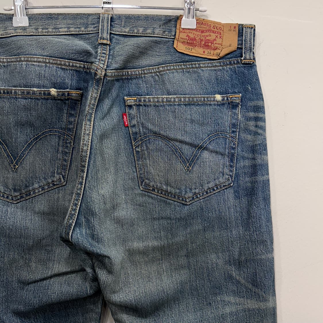 리바이스 501 레귤러핏 버튼플라이 데님팬츠 상품이미지1