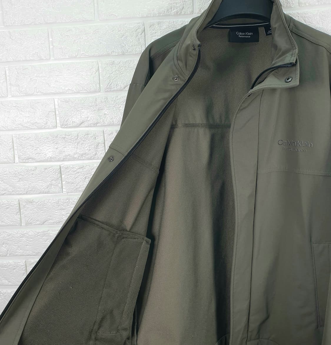 [105]캘빈클라인 약기모 퍼포먼스 자켓 상품이미지4