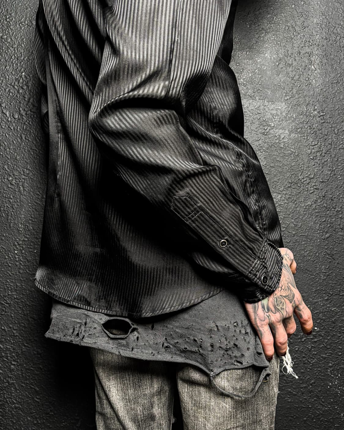 semantic design – Black Glossy Shirt 상품이미지5