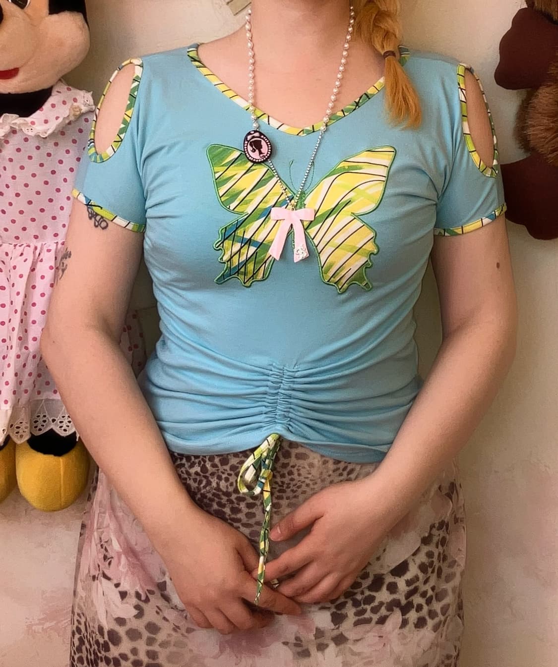 jpn 나비 어깨트임 셔링 티셔츠 상품이미지1