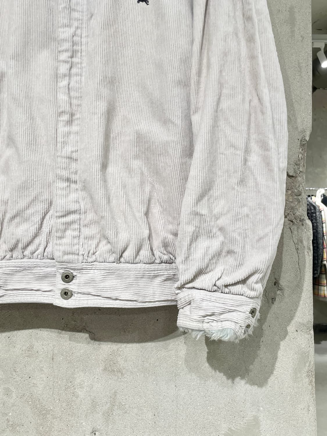 버버리 블랙라벨 오프 화이트 마이크로 기마로고 코듀로이 자켓 상품이미지5