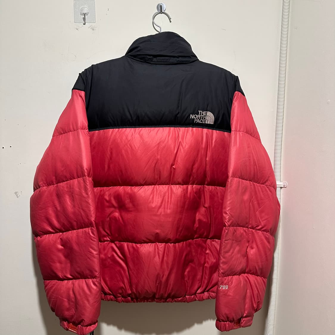 노스페이스 눕시 레드 패딩 상품이미지5