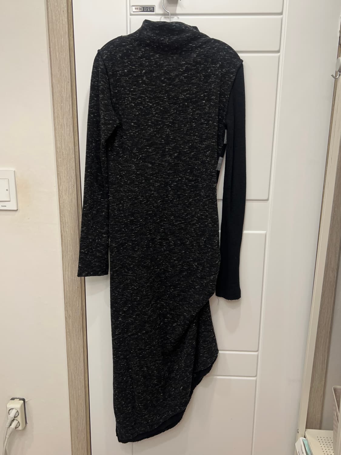 더 오픈 프로덕트(구 오픈와이와이) 블랙 롱 원피스  상품이미지3