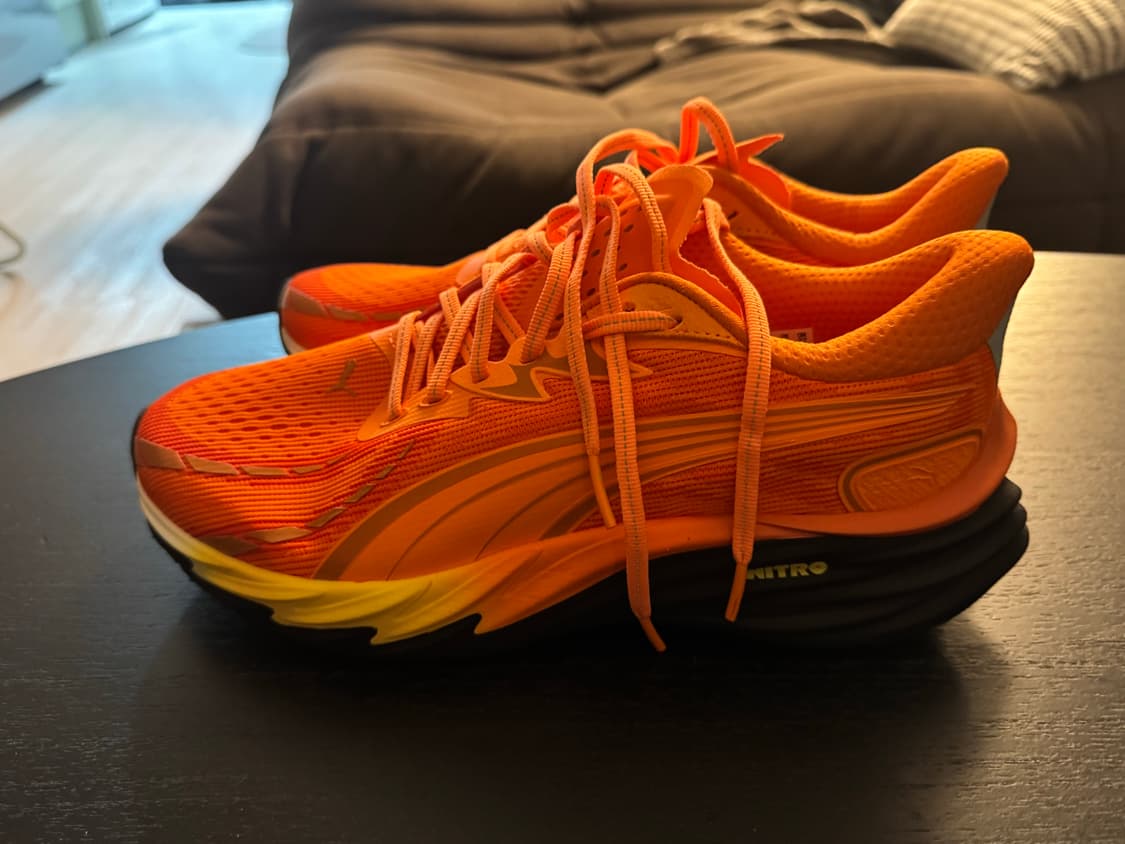 푸마 X 헬로 선라이즈 벨로시티 나이트로 4 상품이미지1