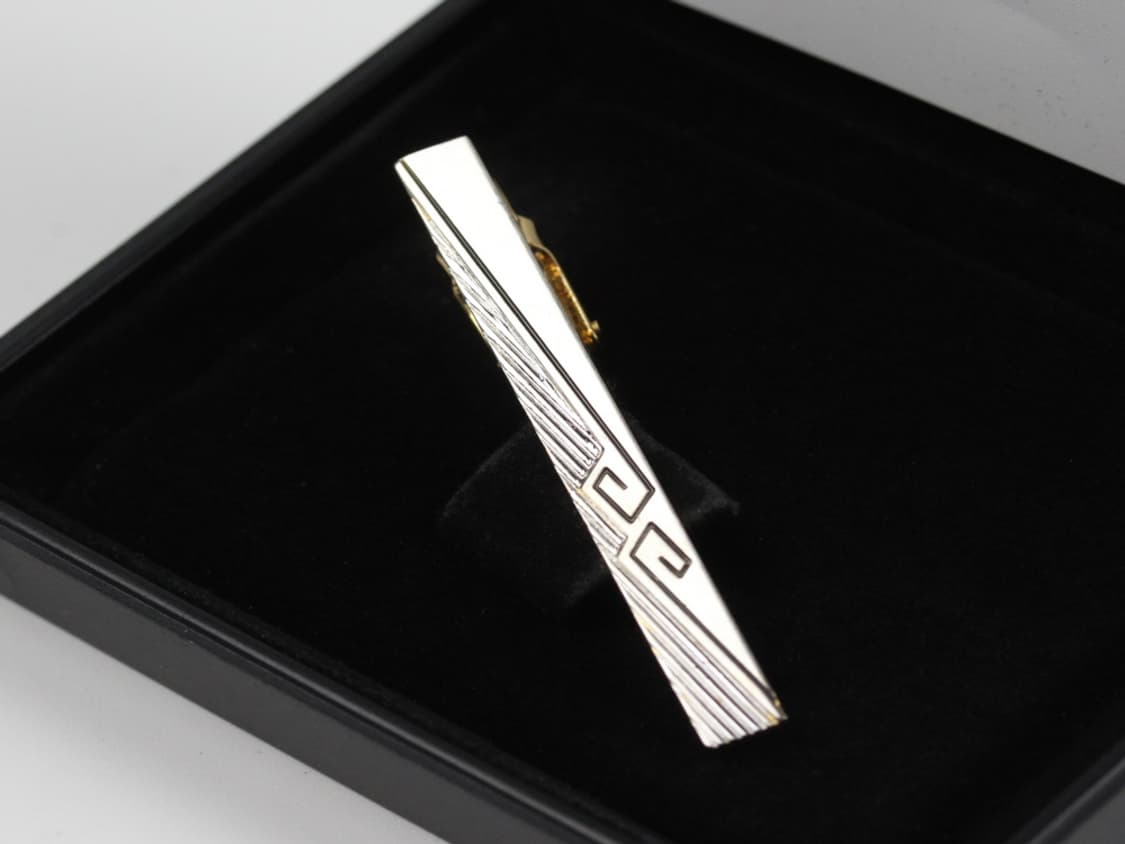 지방시 A등급 5.2cm 남자 명품 넥타이핀 상품이미지1