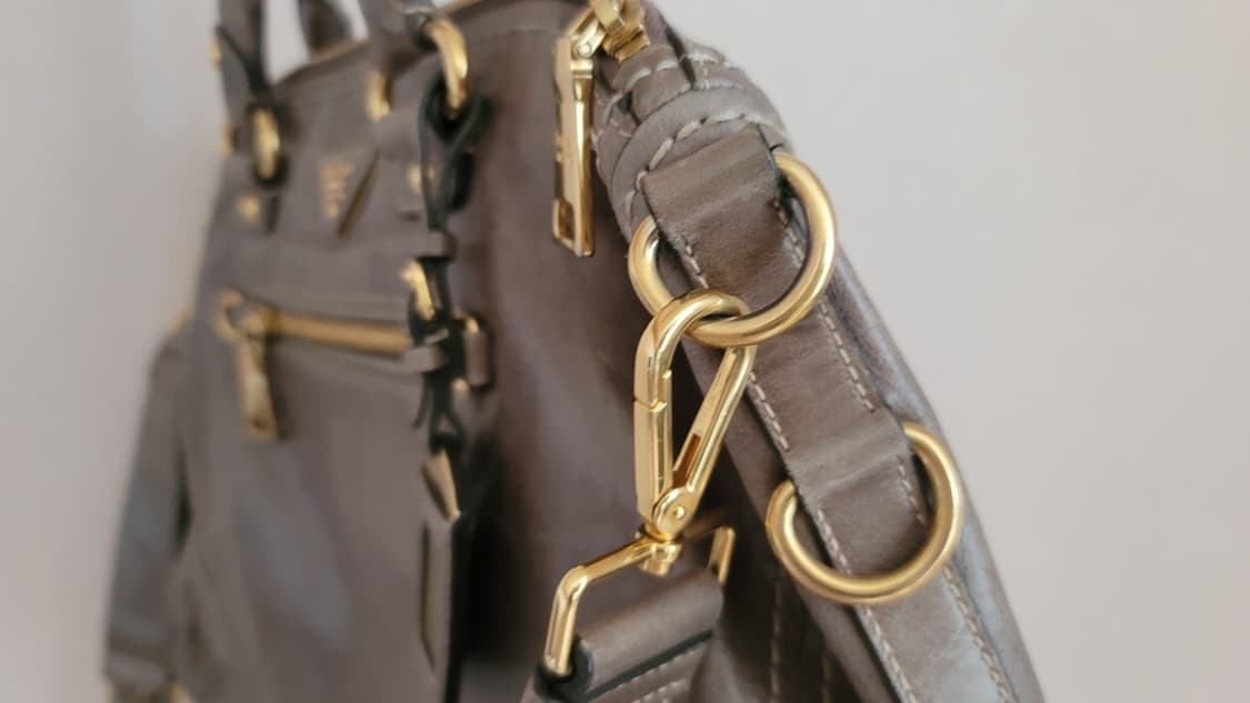 Prada  Vitello Shine BL0678 ARGILLA색상 상품이미지6