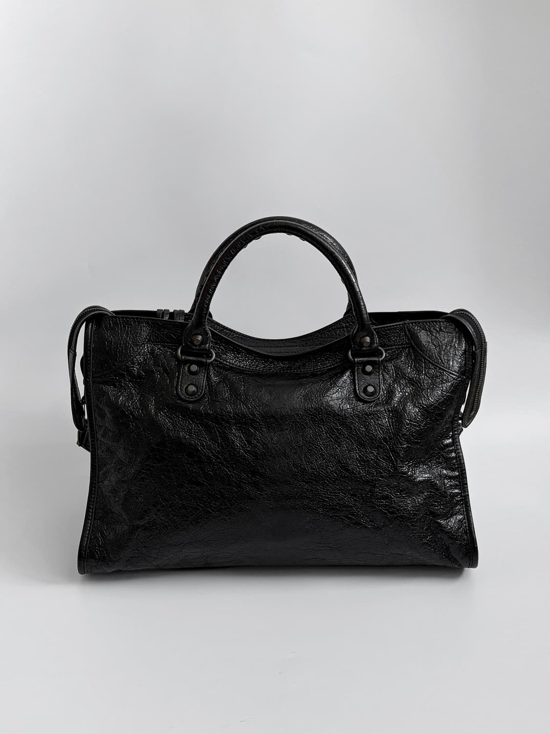 발렌시아가 클래식 시티백 미듐 판매합니다. 상품이미지4