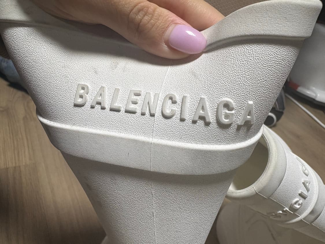 39 발렌시아가 크록스 부츠 화이트 상품이미지3