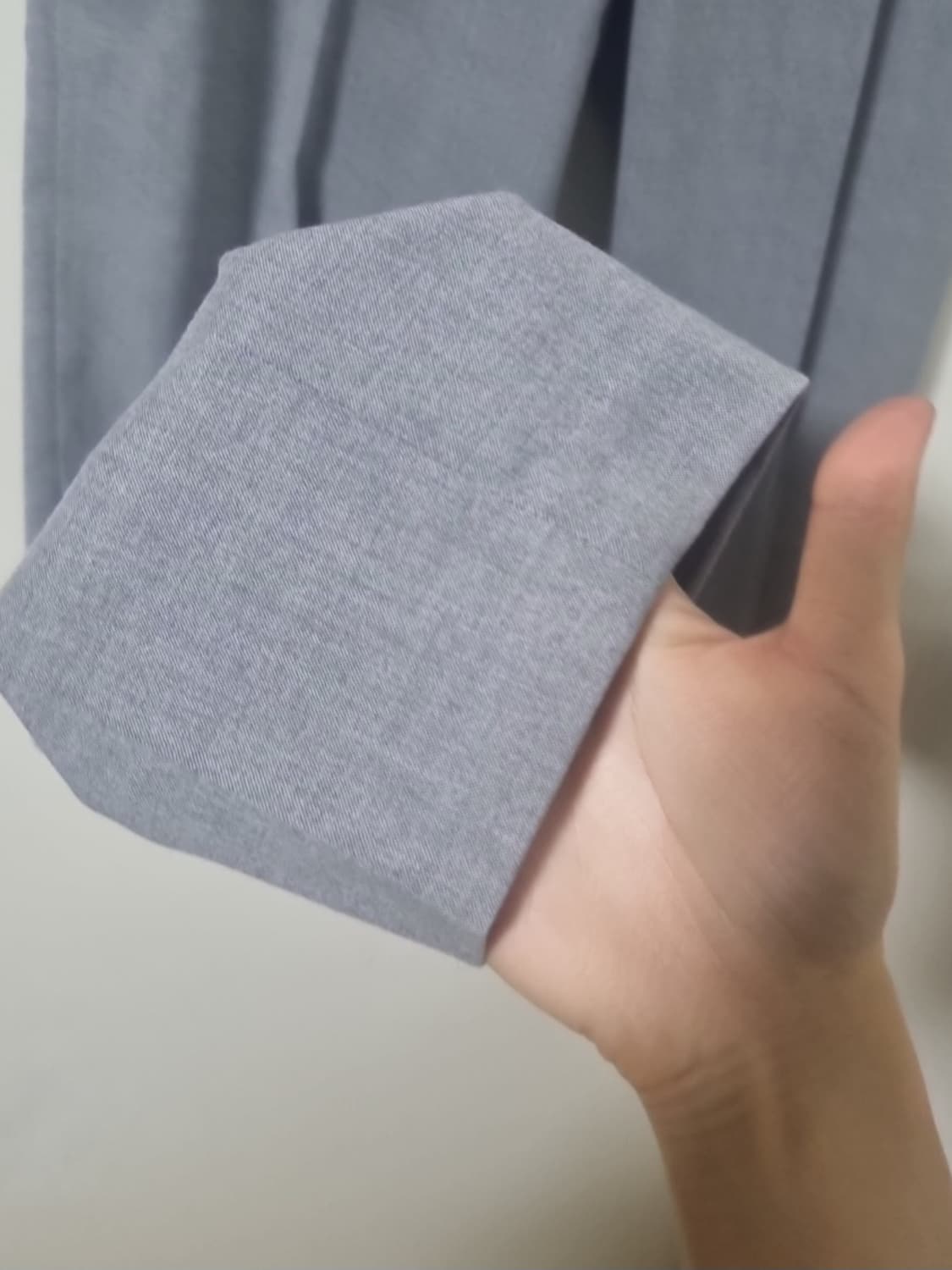 유니클로 밴딩 그레이 슬랙스 M 상품이미지3