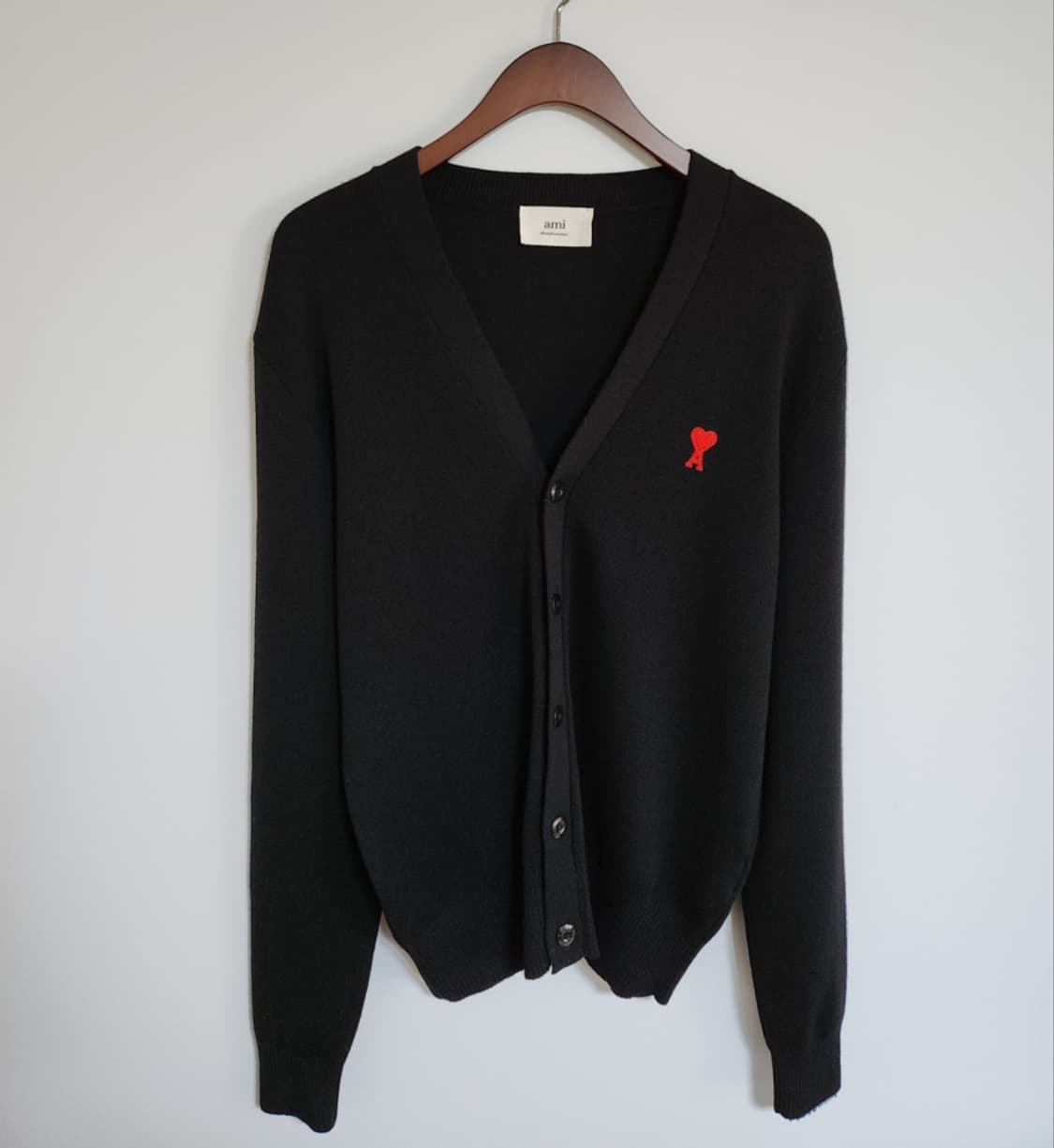 [M] 아미 블랙 스몰 하트자수 가디건 BFHK305 상품이미지1