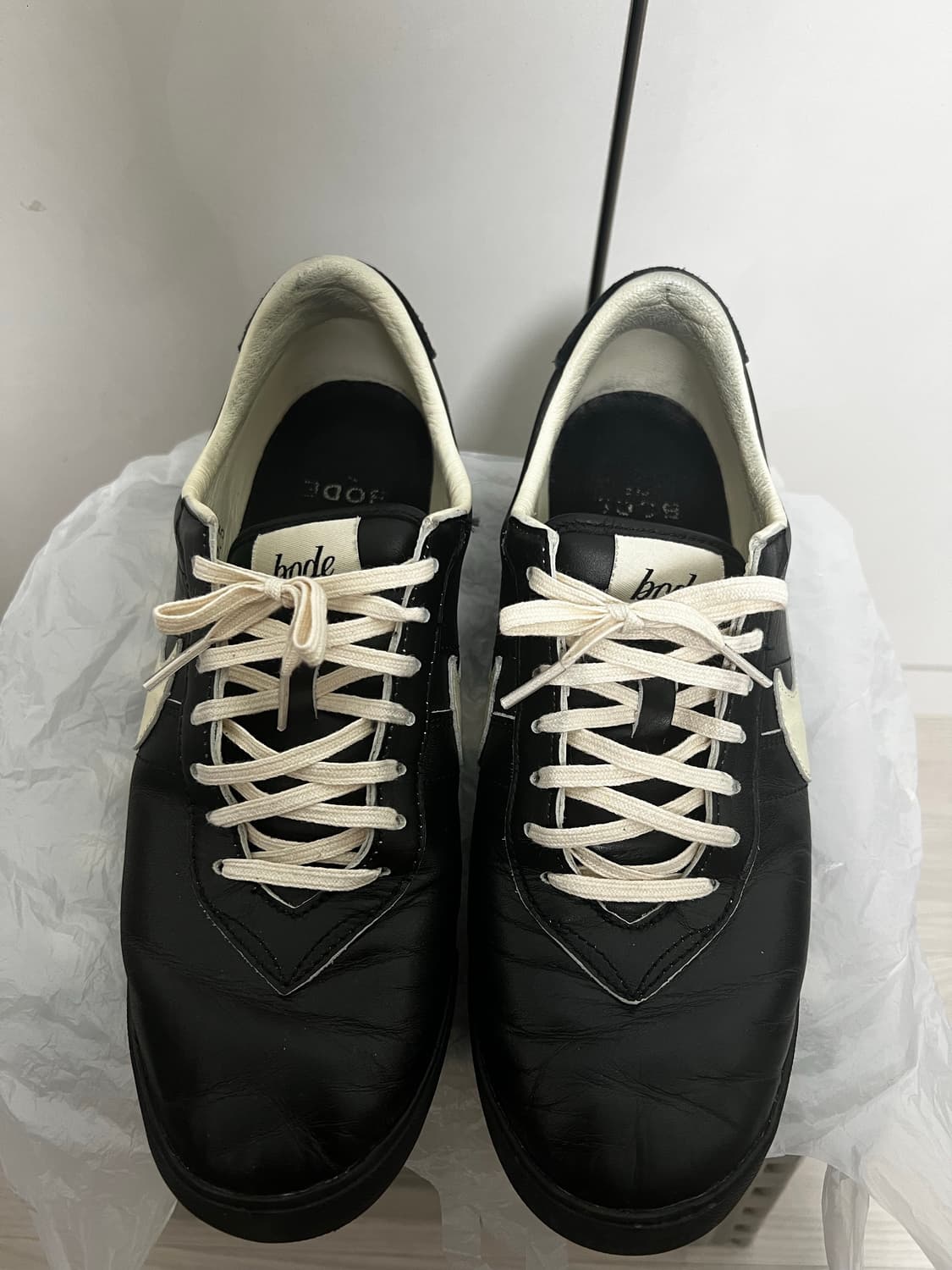 [275] 나이키 보디 아스트로그래버 SP 블랙 앤 코코넛 밀크 상품이미지1