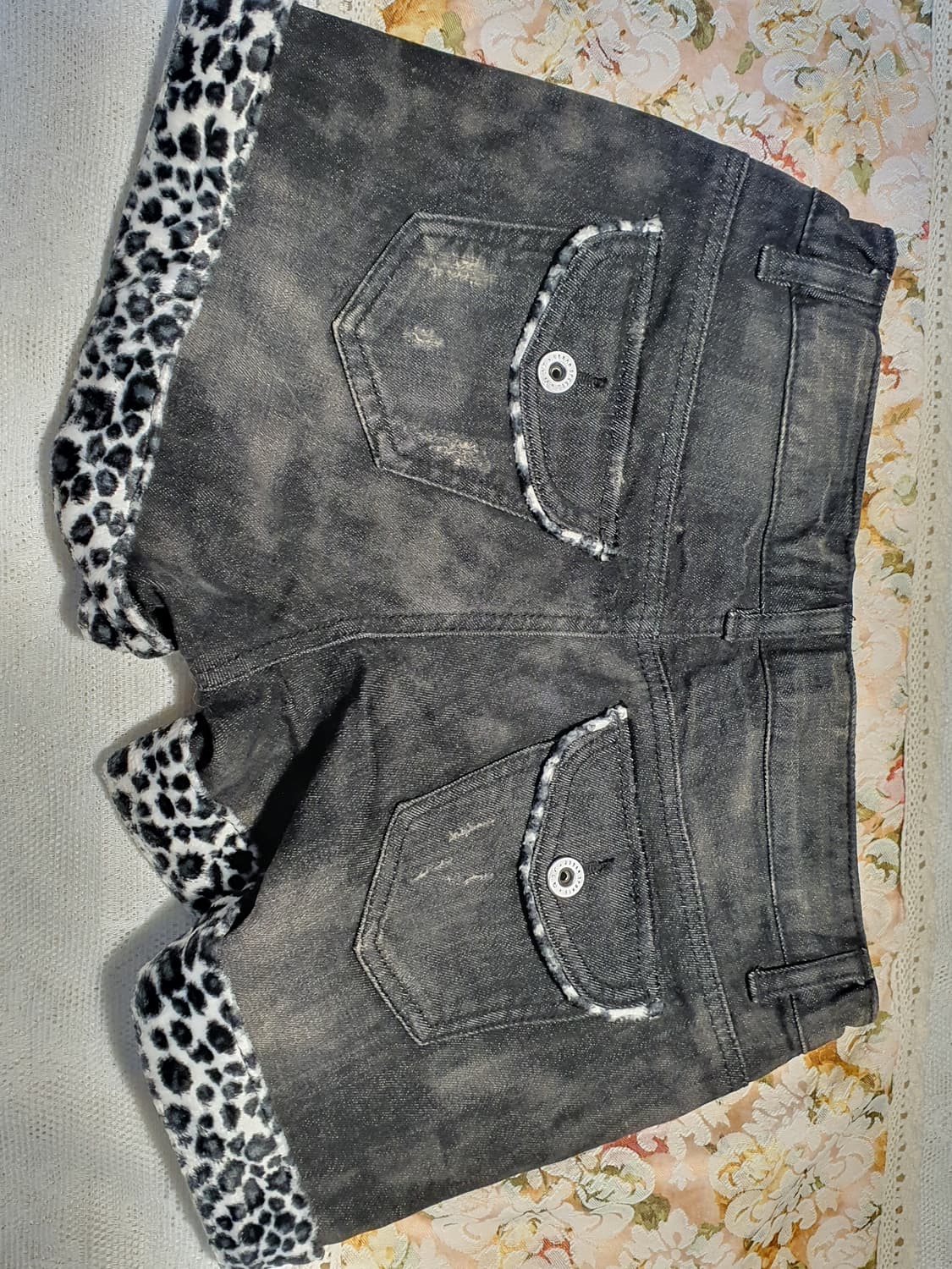 [갸루] 블랙 워싱 데님 반바지 레오파드 28 상품이미지4