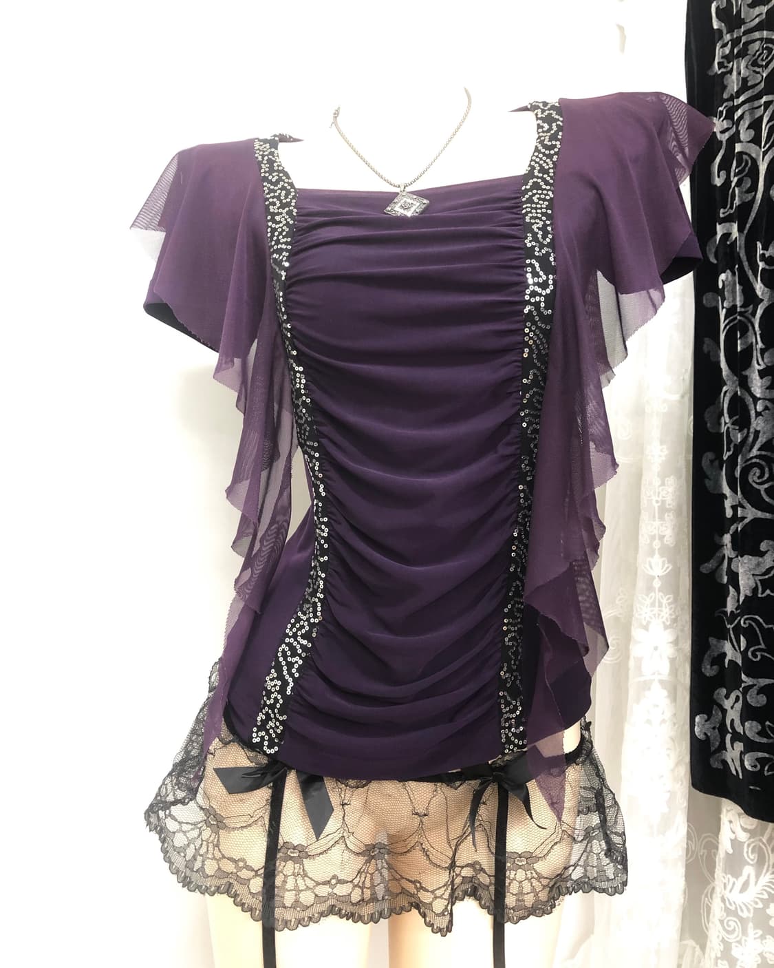 deep purple shirring ruffle detail top   상품이미지3