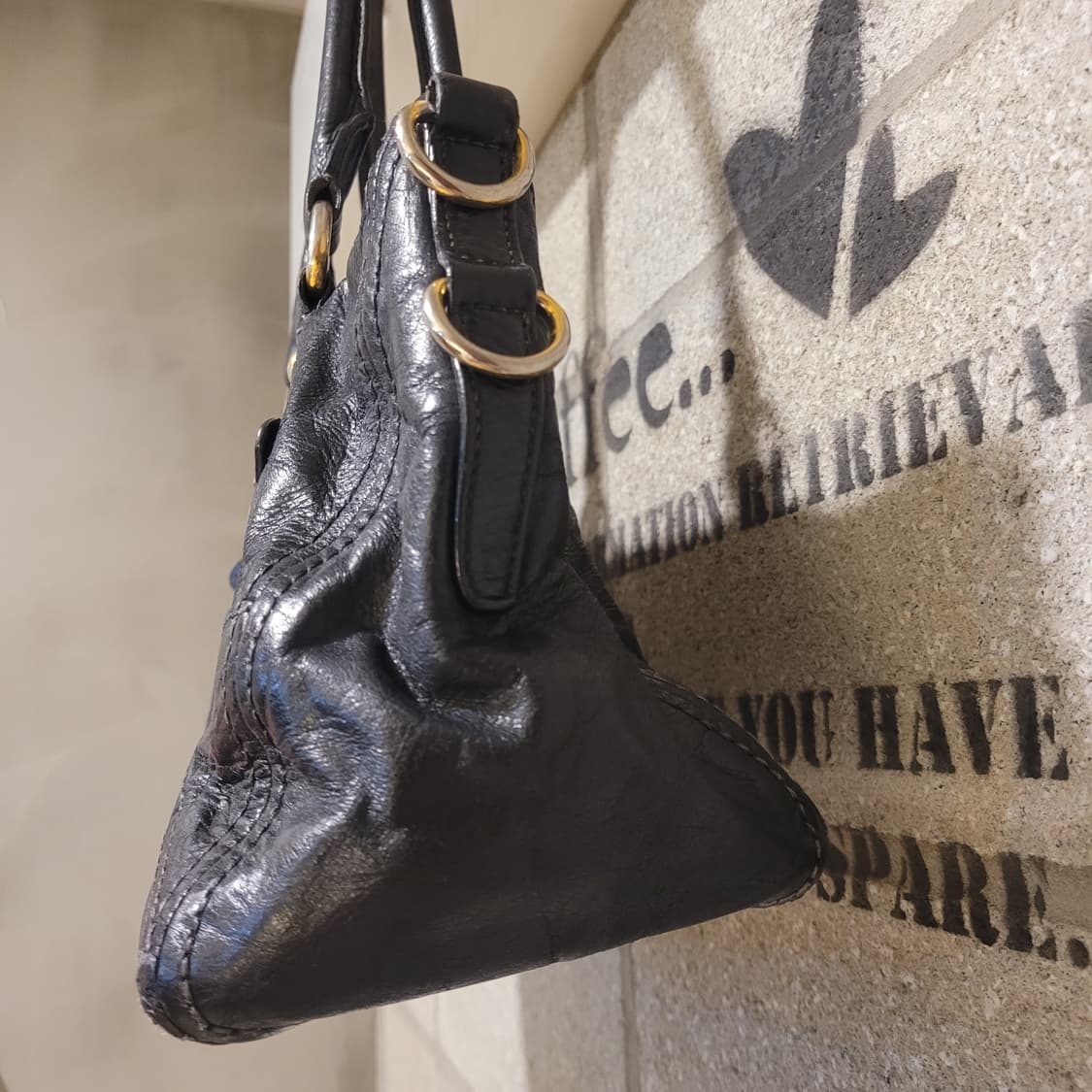 프라다 비텔로 샤인 레더 토트백 상품이미지4