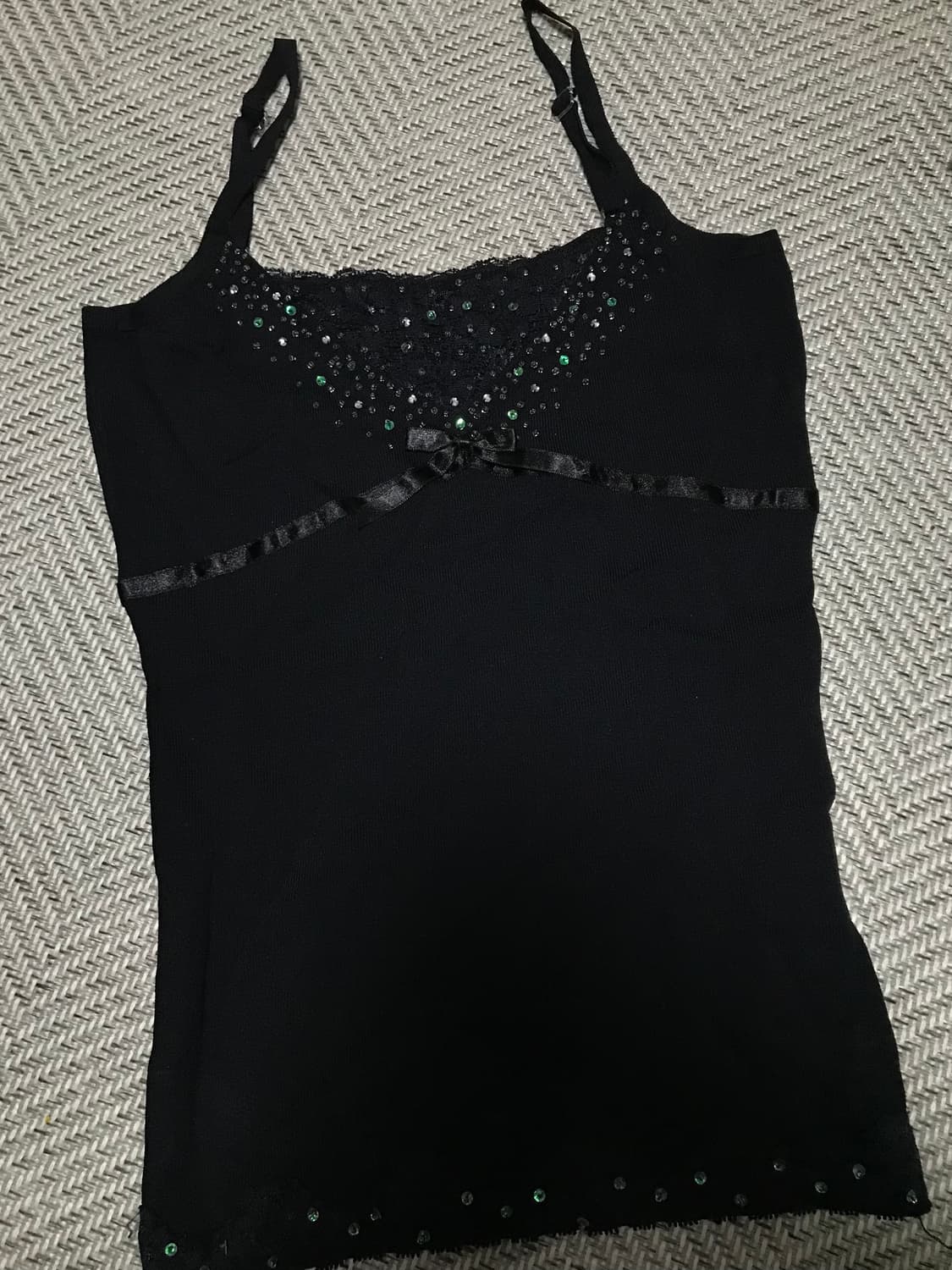 구매자한정나눔)빈티지 블랙 큐빅 나시 상품이미지1