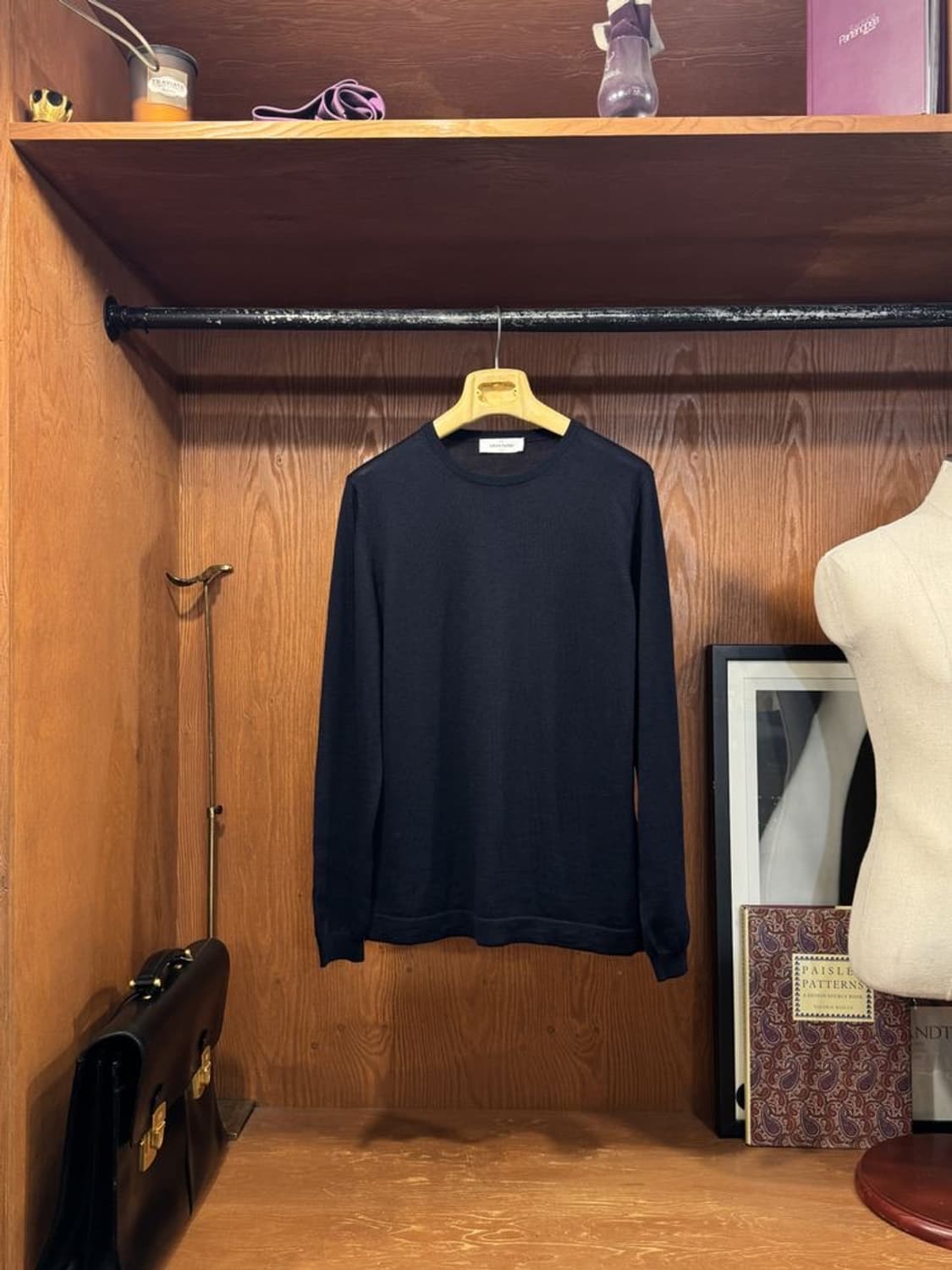 그랑사쏘 크루넥 니트 상품이미지1