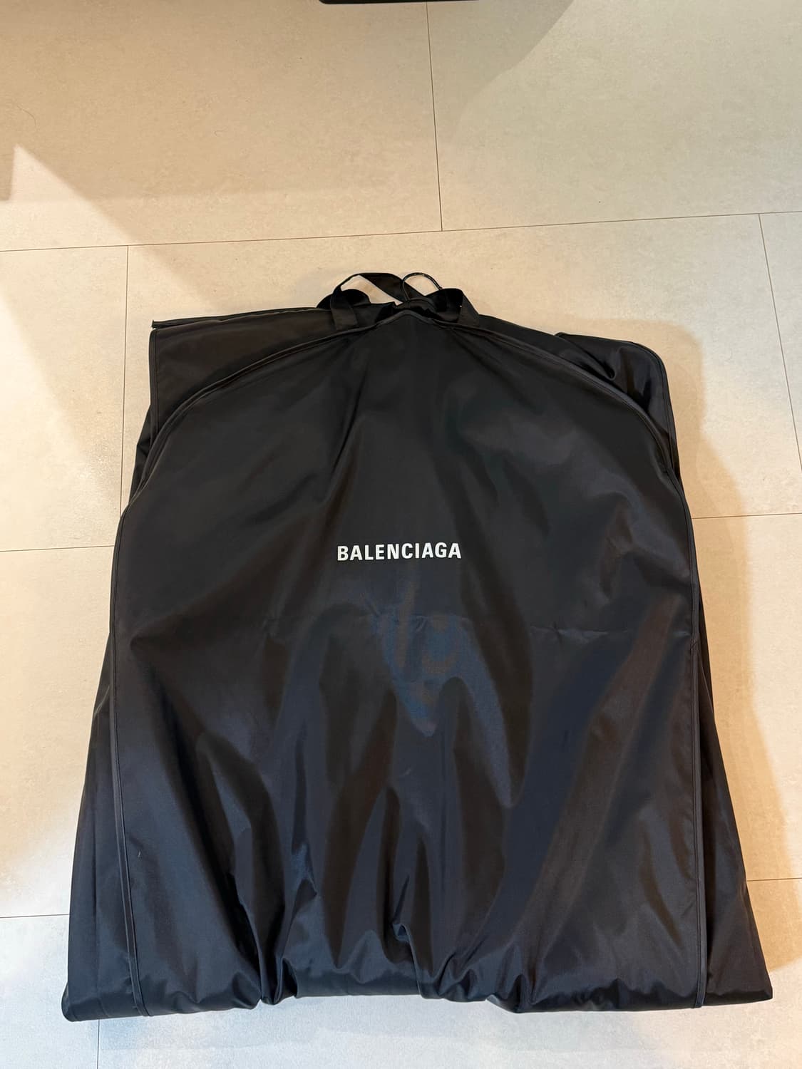 발렌시아가 BALENCIAGA Phone Holder Jacket 상품이미지5