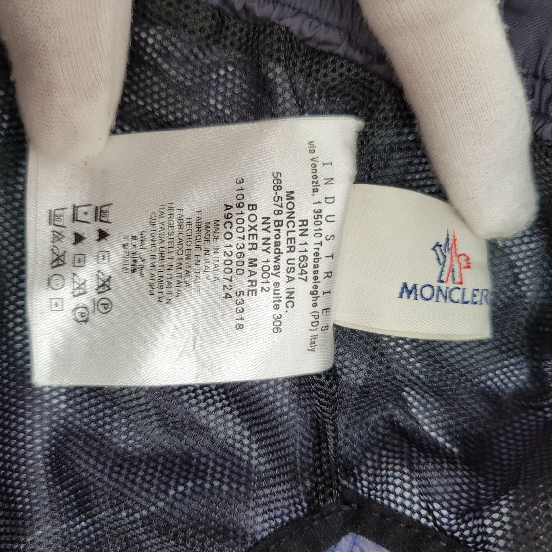 MONCLER 몽클레어 뒷로고 스윔 팬츠 숏 수영 반바지 M 사이즈 상품이미지9