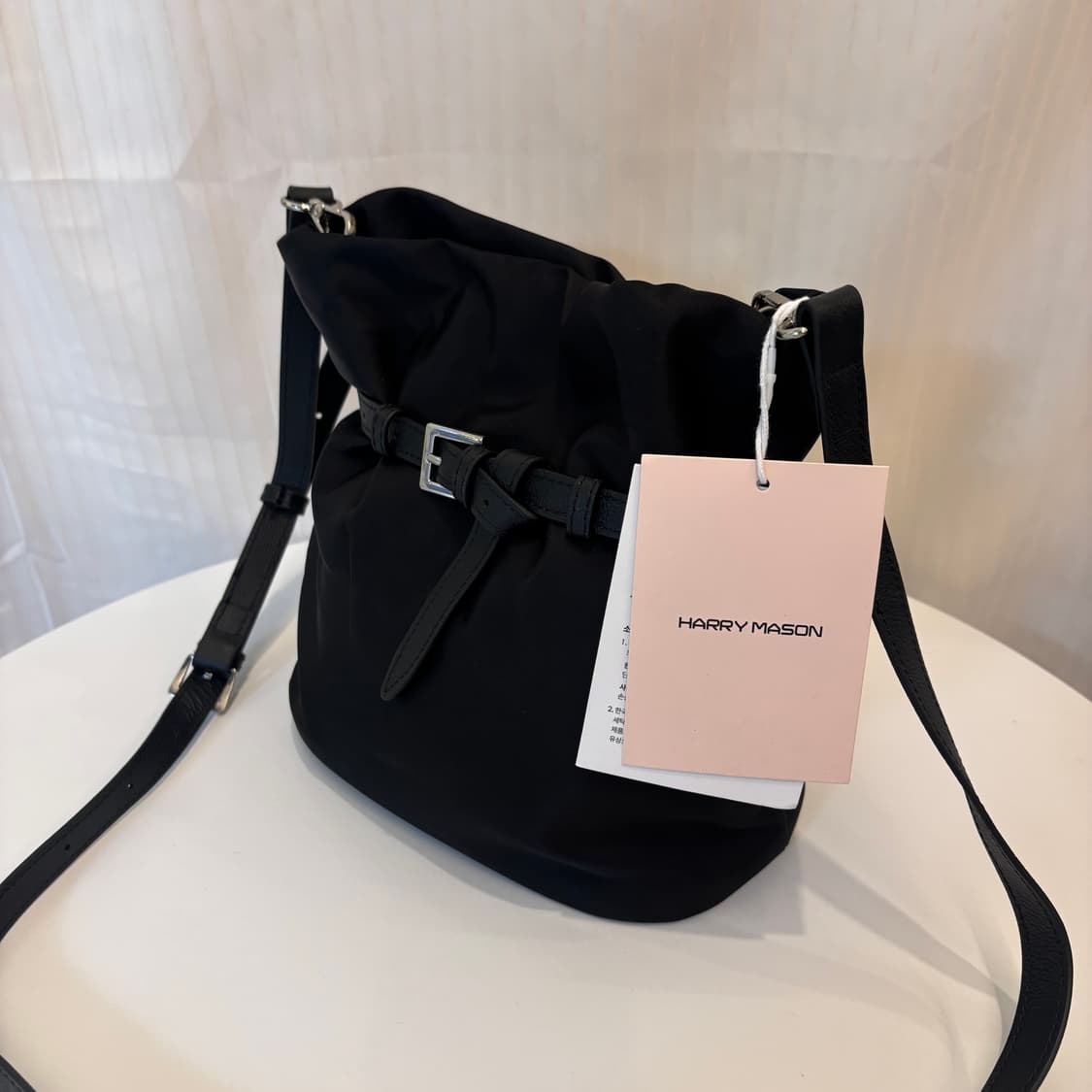 정품 해리메이슨 버킷 크로스백     상품이미지4
