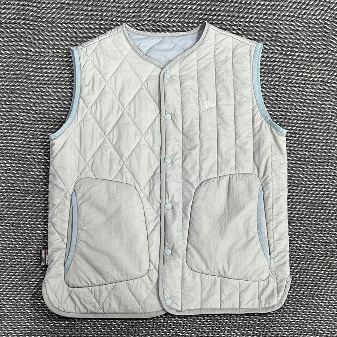 뉴에라 퀼팅 베스트  v1093 상품이미지1