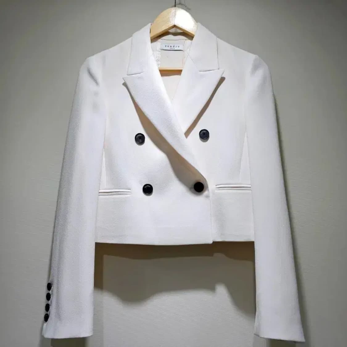 산드로 크롭 더블 버튼 자켓 아이보리 상품이미지9