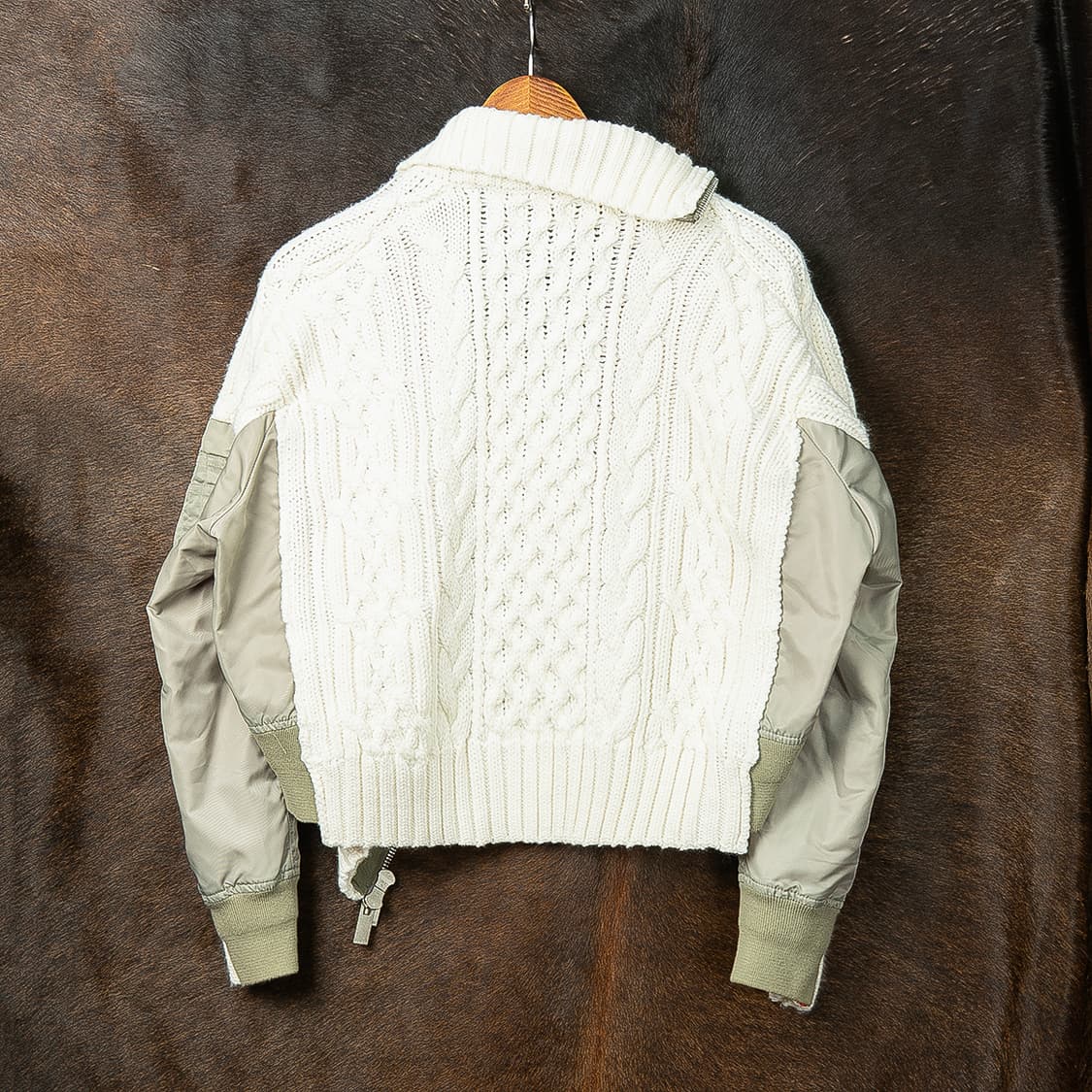 [2] sacai 사카이 23FW MA-1 케이블 니트 봄버 자켓  상품이미지3